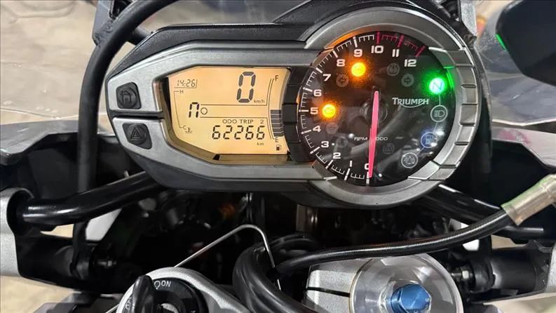 Triumph Tiger Explorer - Foto 2