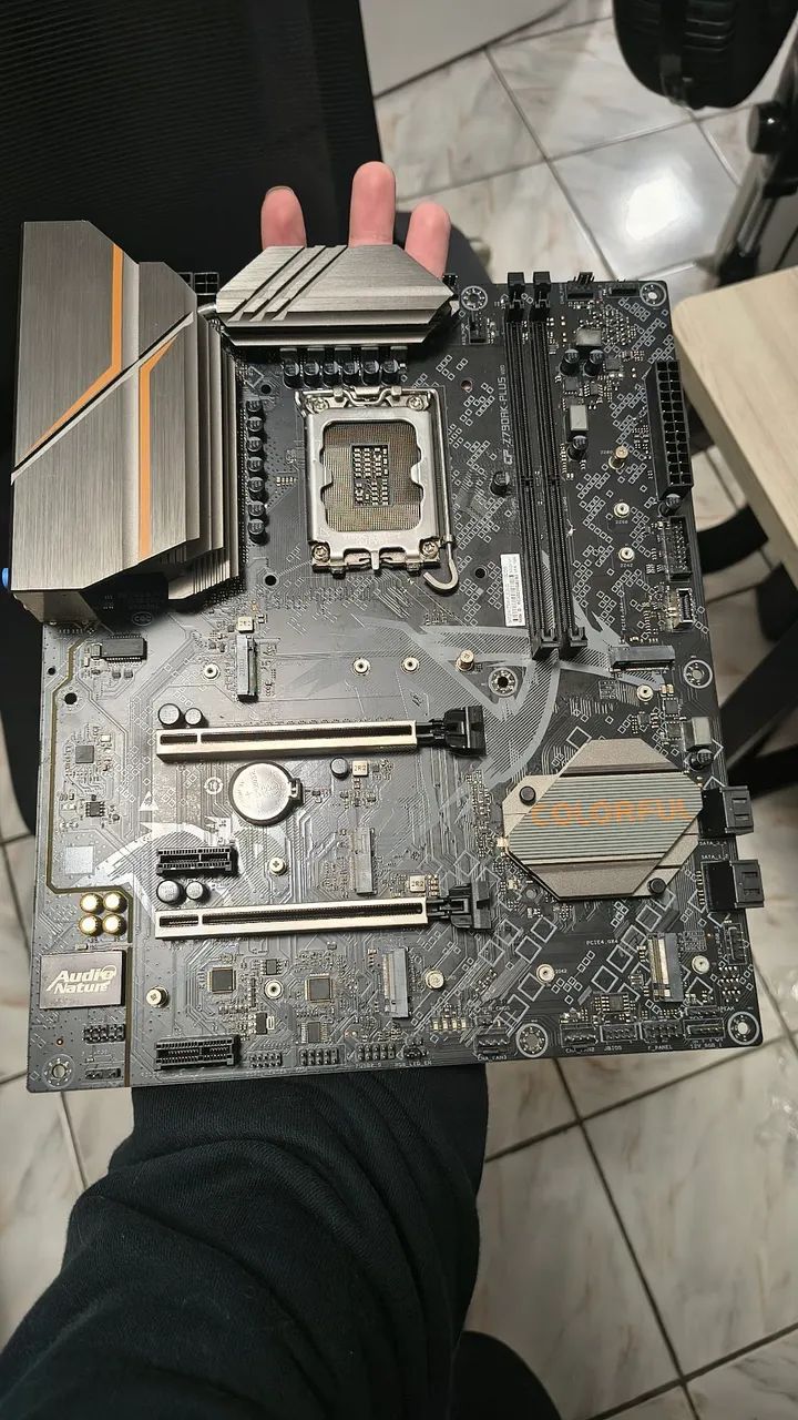 Placa mãe Z790 AK DDR5 Colorful - Foto 3