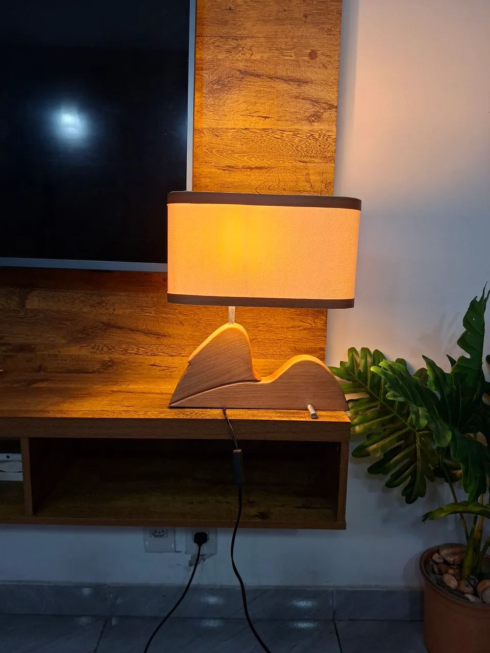 Luminária de mesa Pão de açúcar 