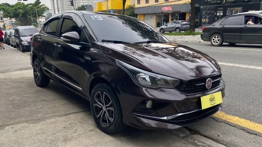 Fiat Cronos Precision 1.8 16V Flex Aut. 2019 - Foto 3