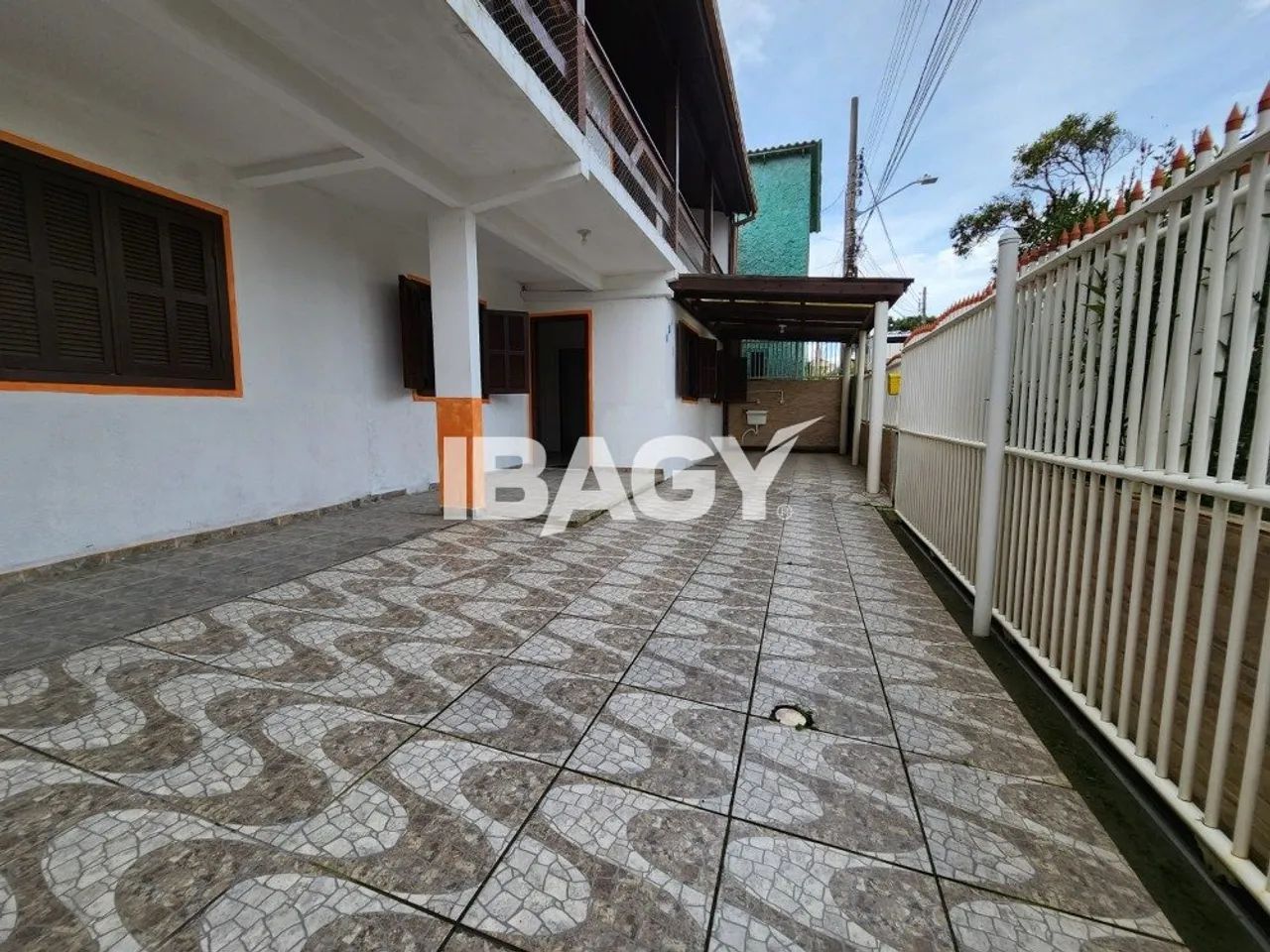 Excelente Casa 1 dormitório(s) em Tapera da Base - Florianópolis
