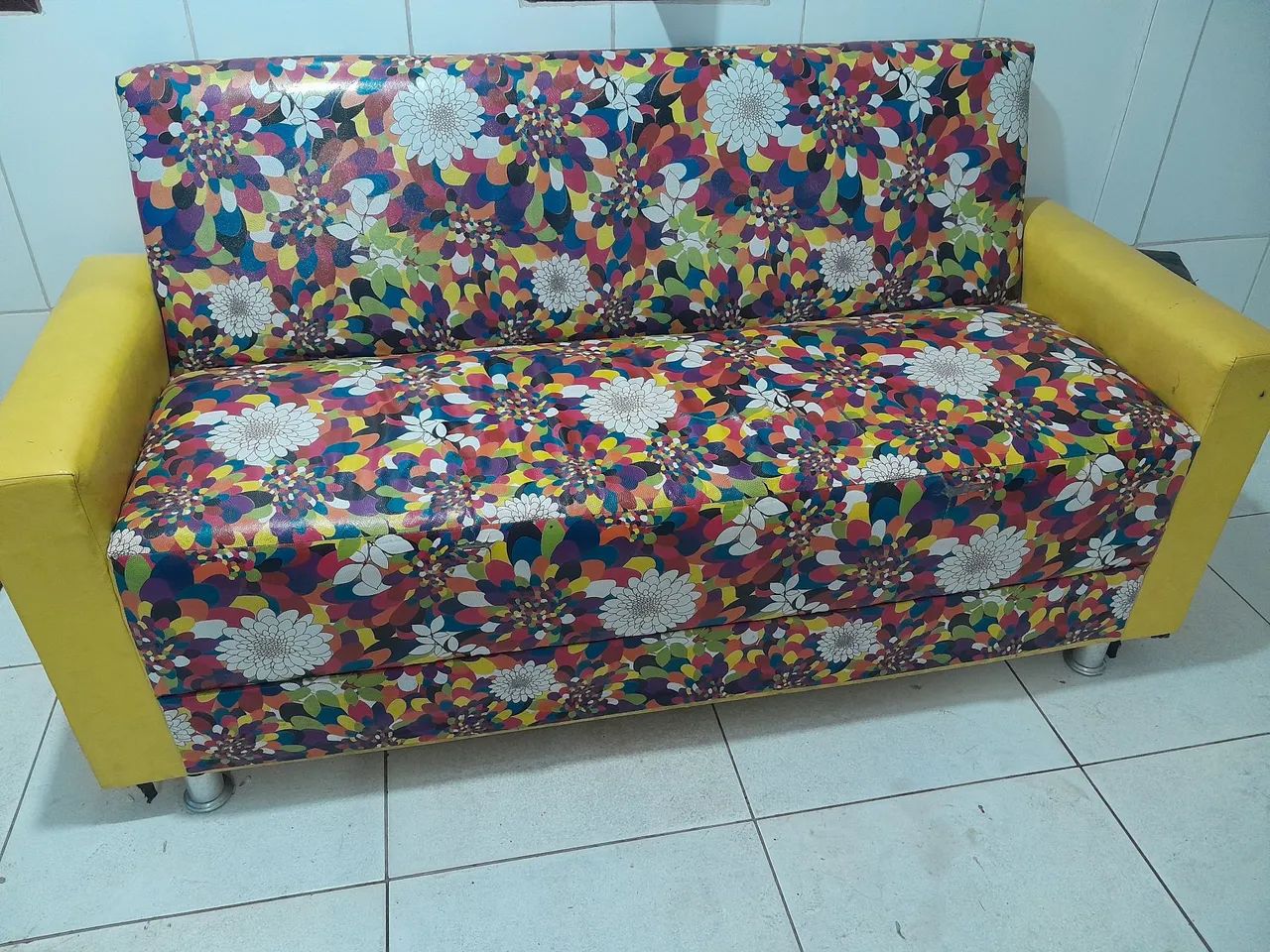 Sofá e pufs65171905325185120