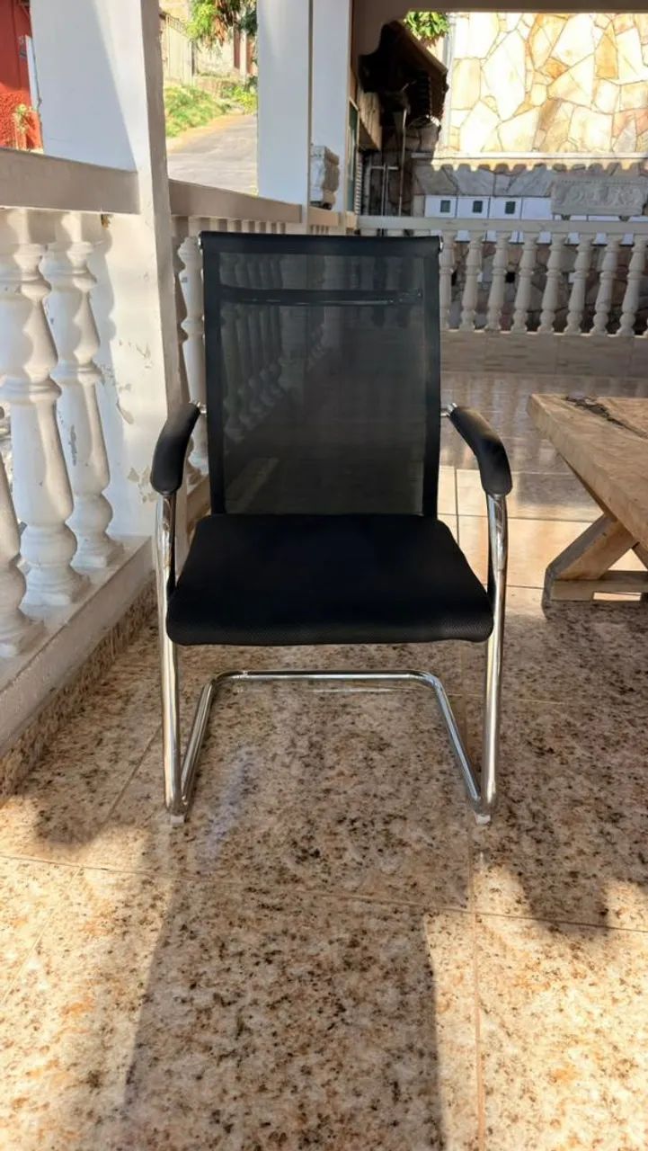 VENDO MESAS E CADEIRAS DE ESCRITORIO - Foto 2