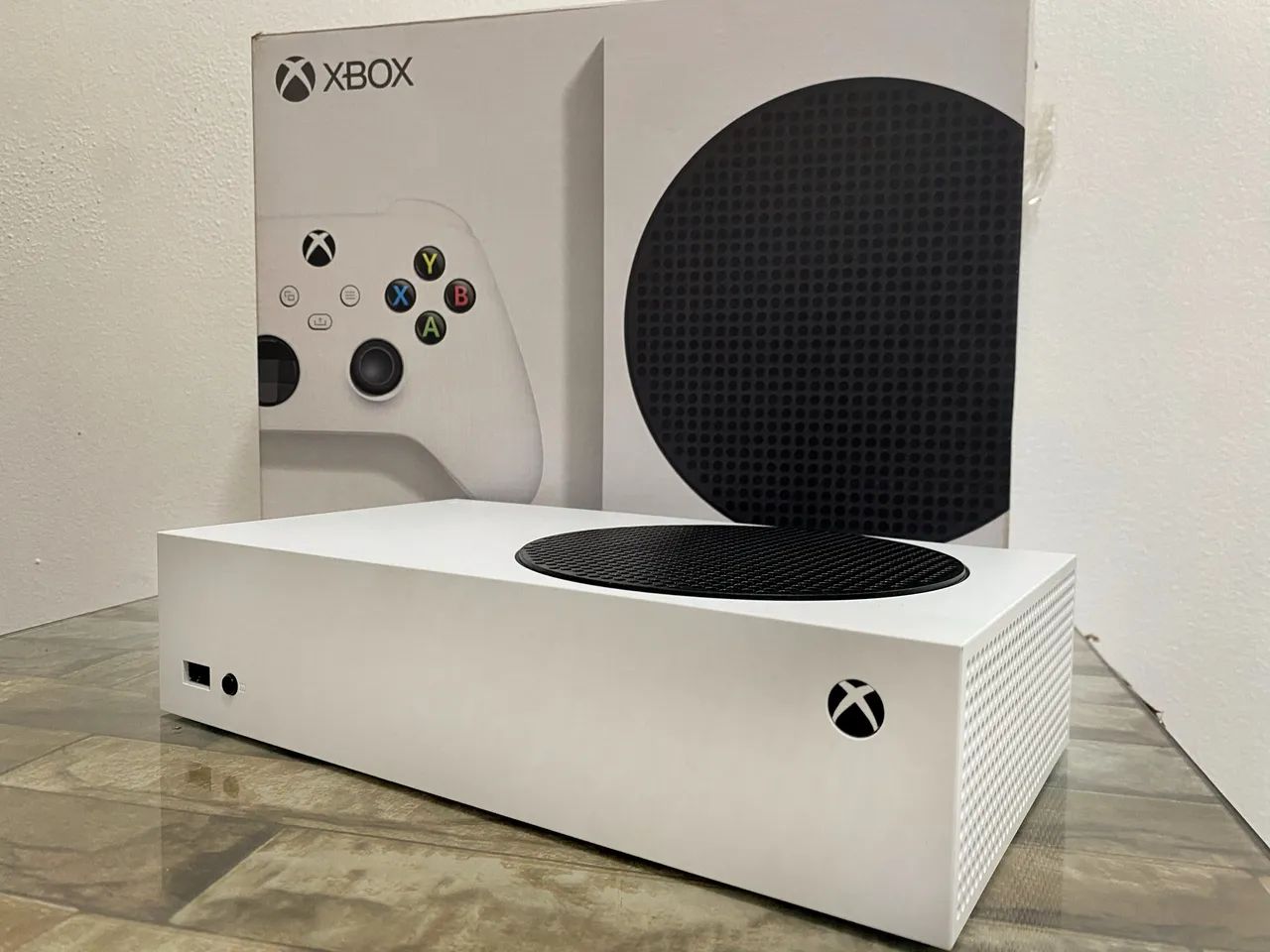 Xbox series s semi novo ac/cartão (entrego) - Foto 2