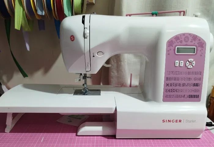 Máquina de costura Singer starlet - Foto 2