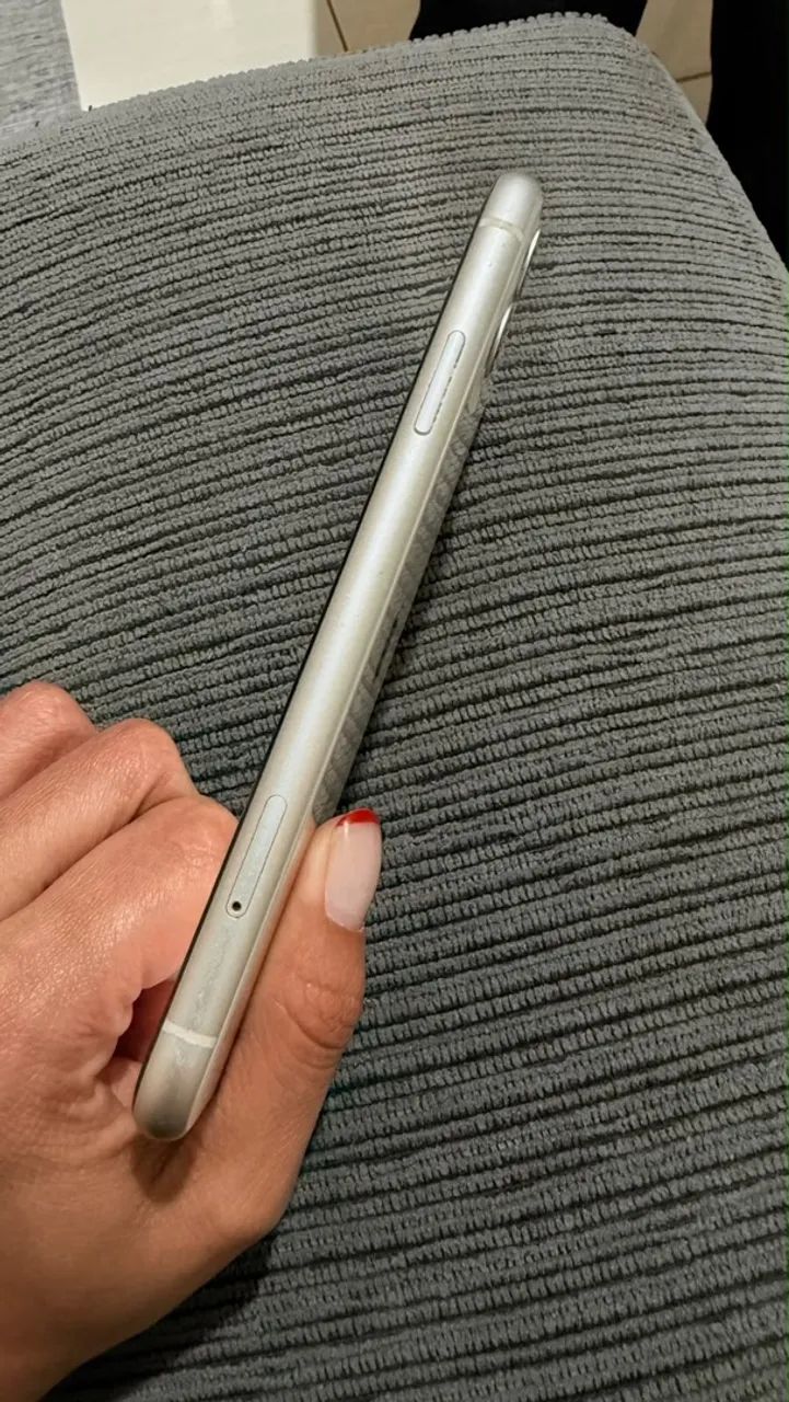 iPhone 11 64g  - Foto 2