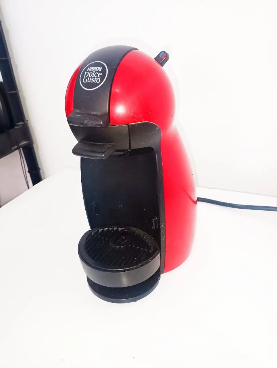 Cafeteira Nescafé Dolce Gusto - Leia