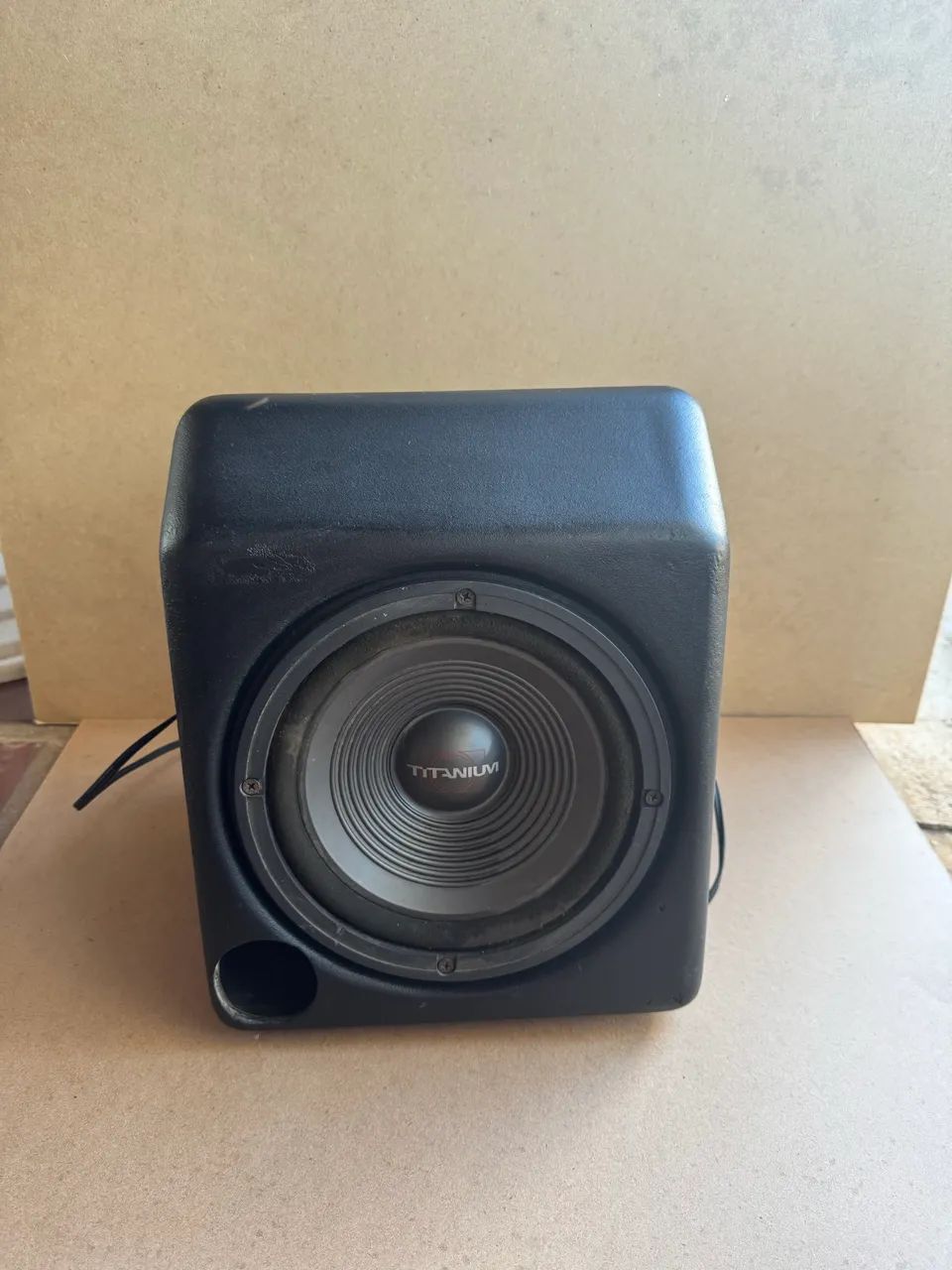 Caixa box + subwoofer 8 polegadas 