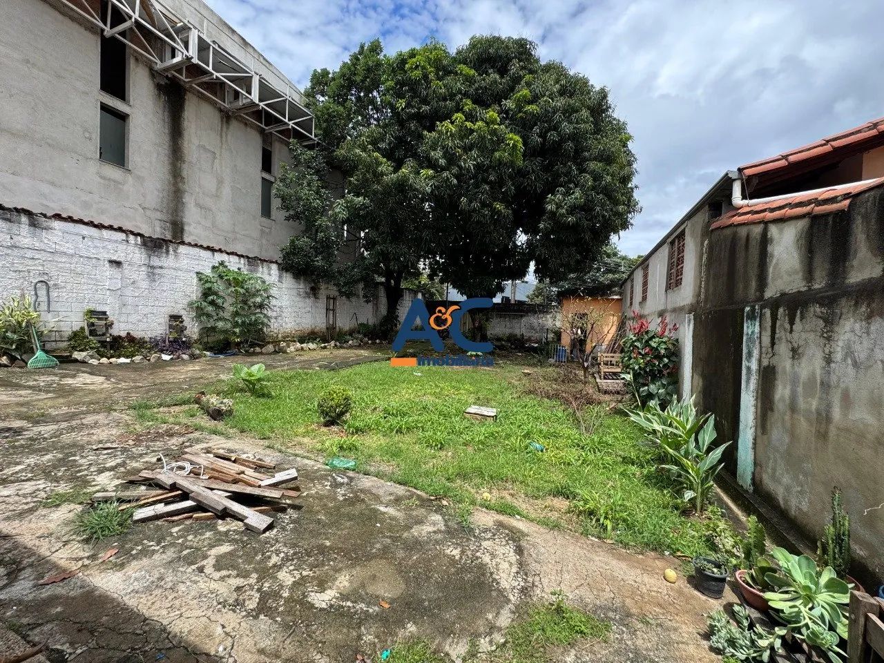 Lote á venda no bairro Serrano - Foto 3
