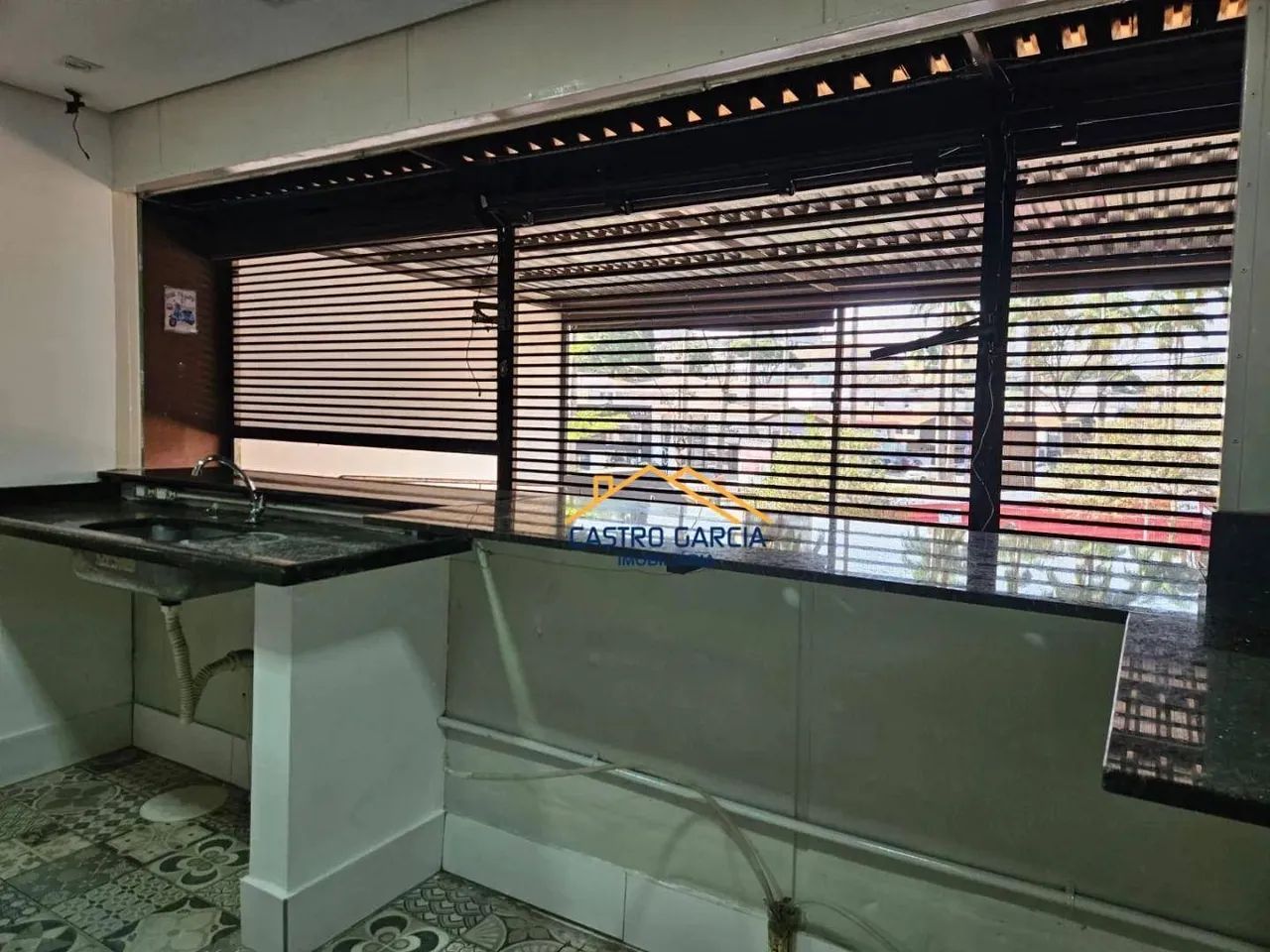Salão para alugar, com 235 m² de área útil no bairro Vila Medon - Americana/SP - Foto 10