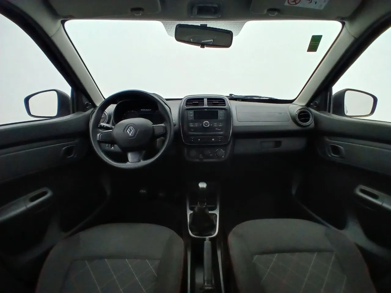 Renault Kwid 1.0 Zen, foto 15 de 18