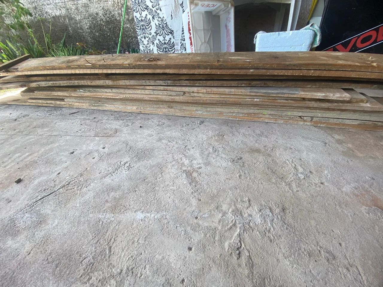 Dúzia de Tábuas pra construção