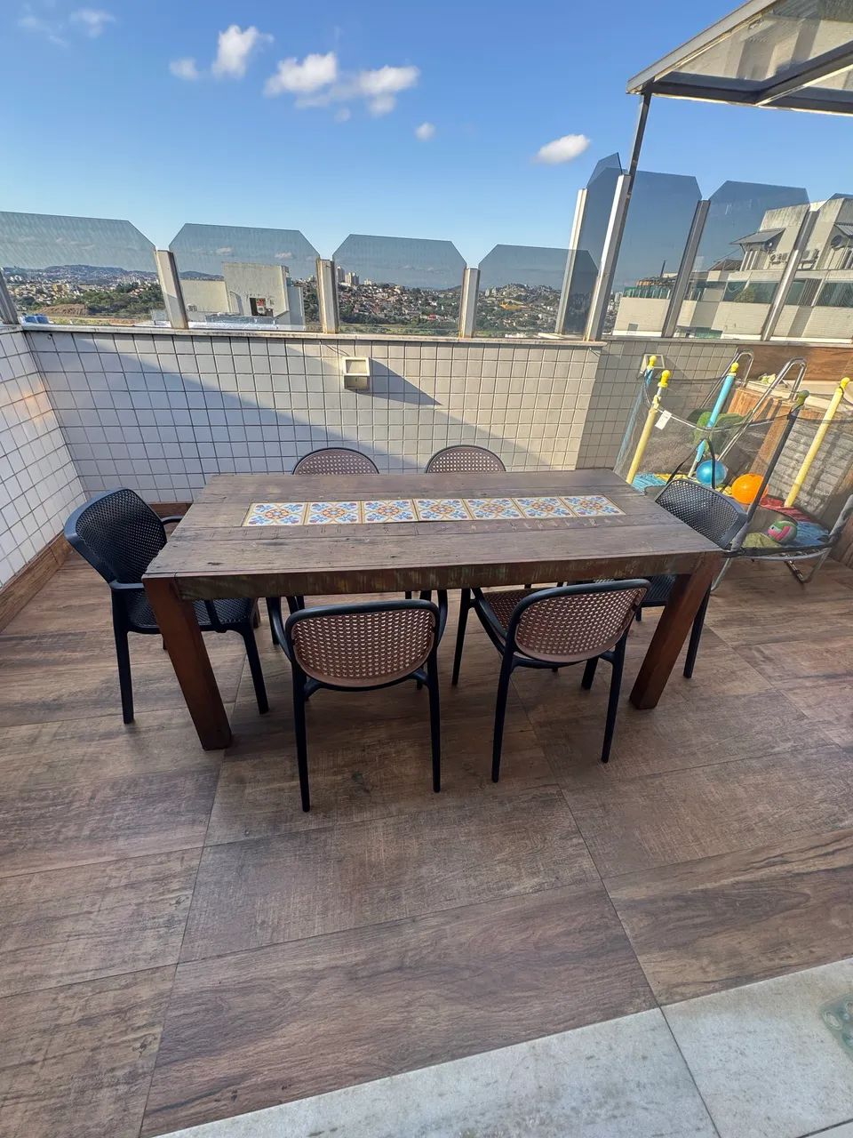 Mesa de Madeira Tratada 1,81m - R$ 550 - Foto 2