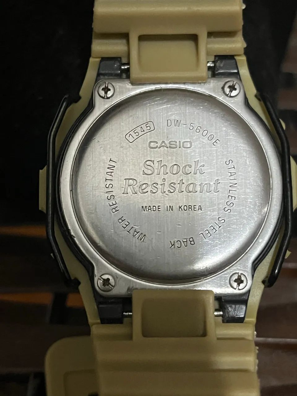 Casio G-Shock Fox Fire DW - 5600E módulo 1545 - Acessórios