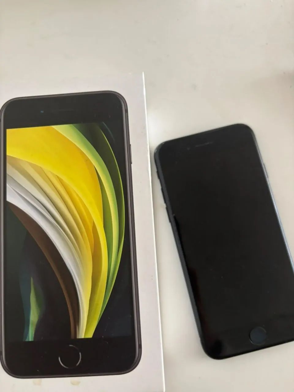 IPhone SE 2020 256GB Preto