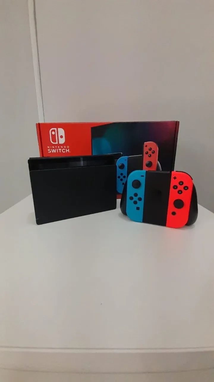 Nintendo Switch Completo - Console Híbrido com Joy-Cons e Acessórios - Foto 3