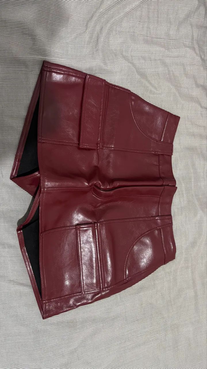 short saia courinho vinho G