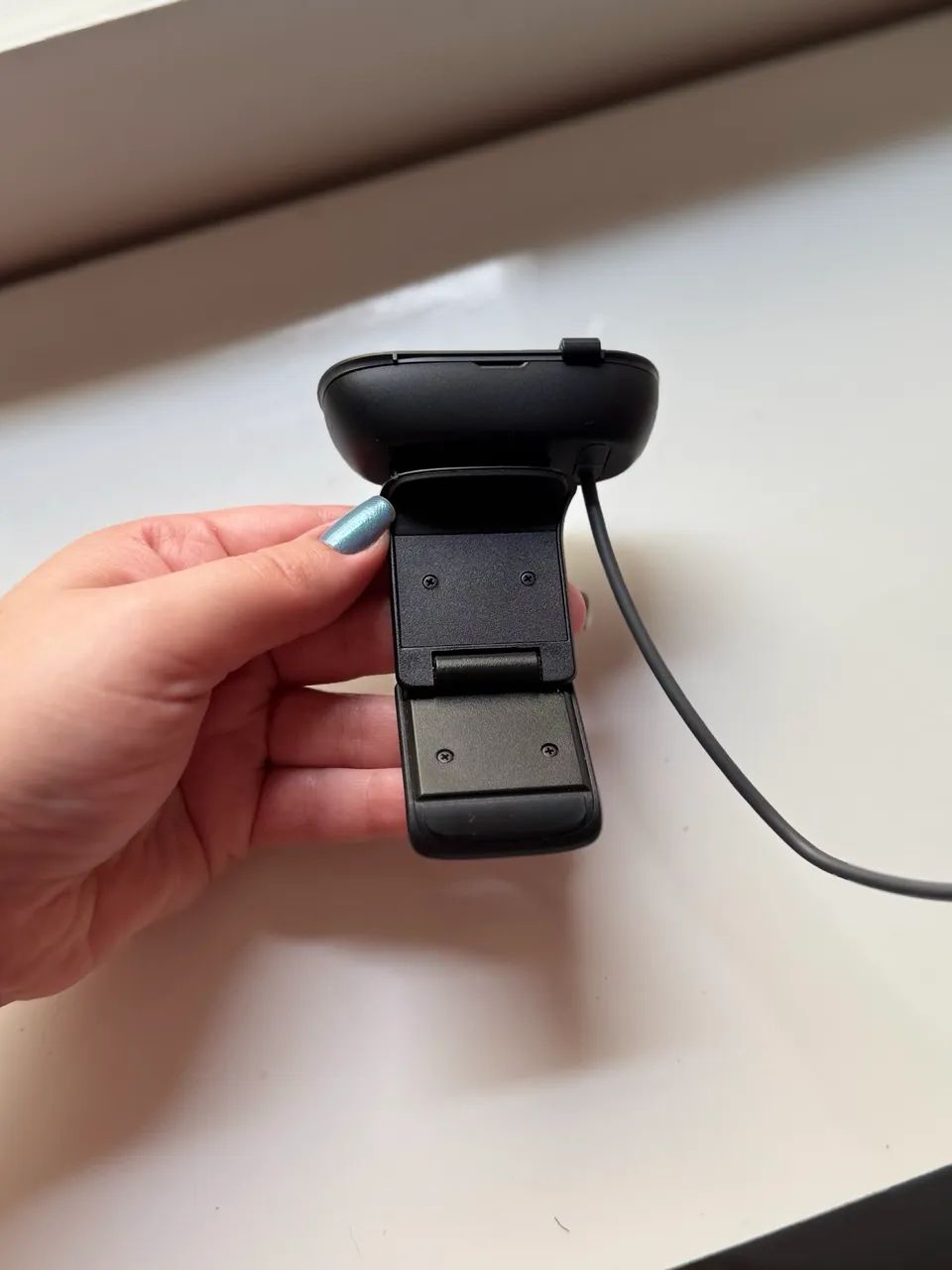 Webcam Full HD Logitech Brio 100 - Grafite - Foto 3