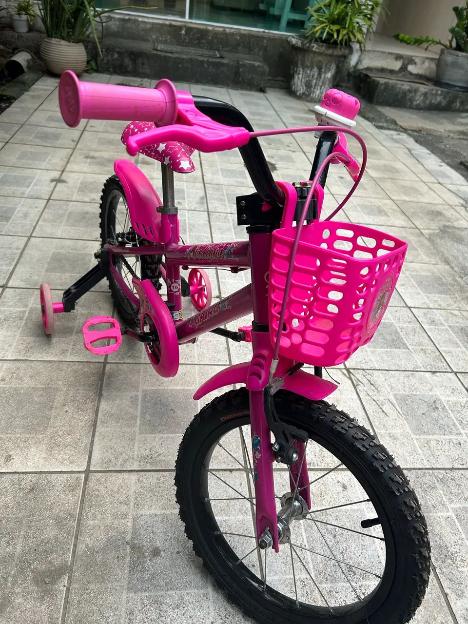Vende-se uma bicicleta infantil  - Foto 2