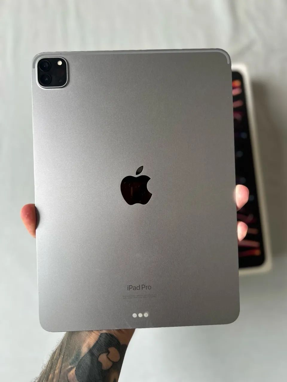 IPAD 11 PRO 256G 4 GERAÇÃO 