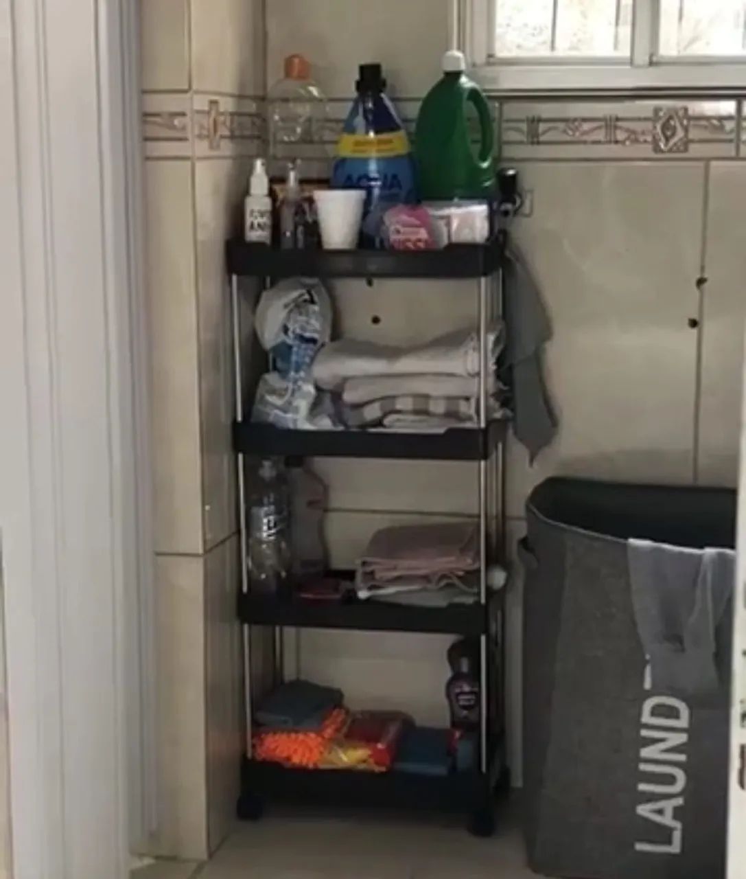 Armário carrinho multiuso com 4 rodinhas