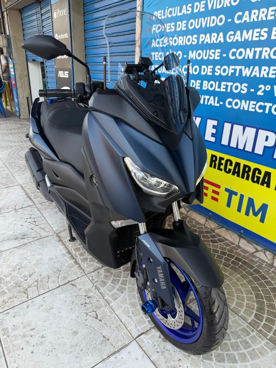 XMAX 250 ABS COM + 2k EM ACESSÓRIOS 