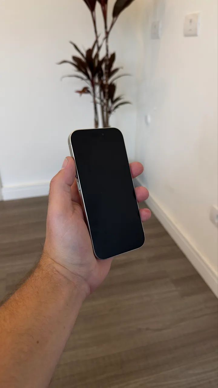 iPhone 16 pro 128gb branco titanium  - Foto 2