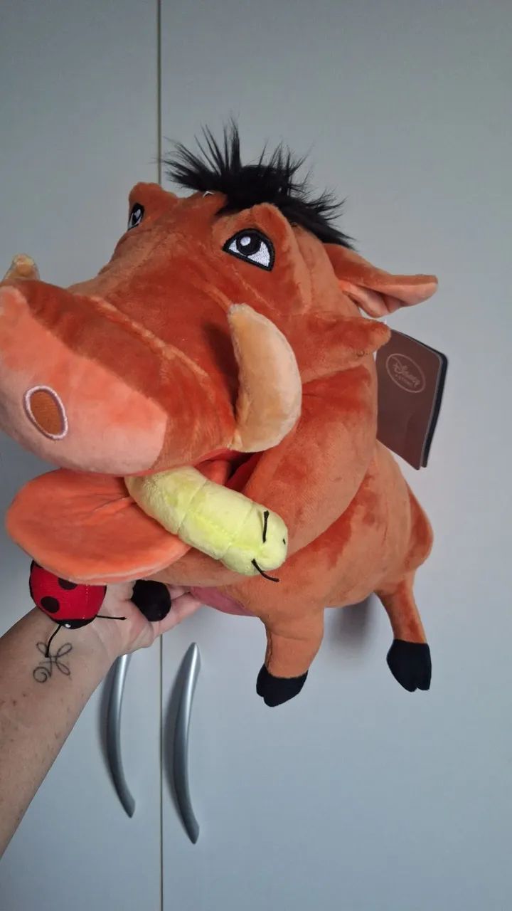 Pelucia disney pumba 