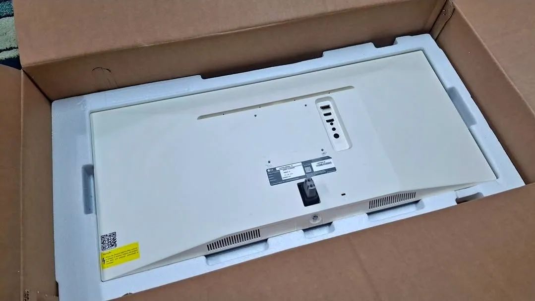 Monitor LG 29 ultrawide branco  - Foto 2