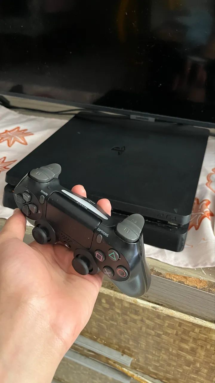 Ps4 slim