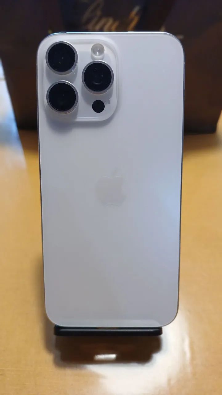 Apple iPhone 15 Pro Max em ótimo estado de conservação! - Foto 5