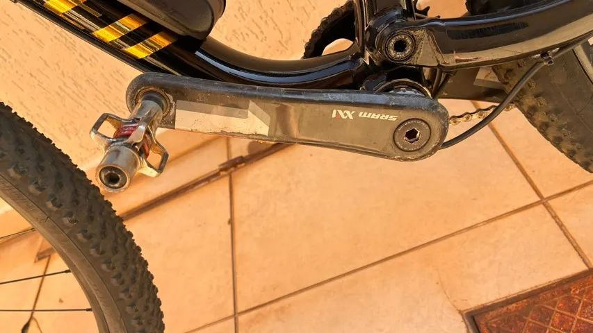 Specialized Epic 2017 full P, cambio SRAM GX, freios shimano XT e