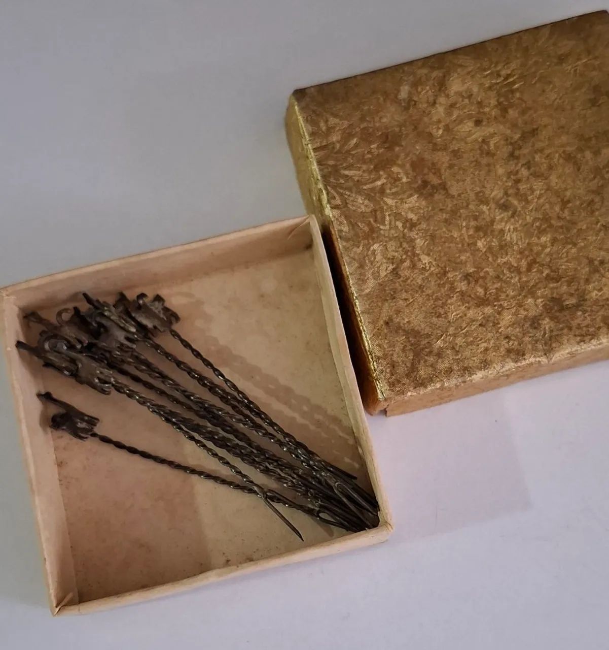 Porta talher de acrilico e espetinhos de prata para aperitivos  - Foto 5