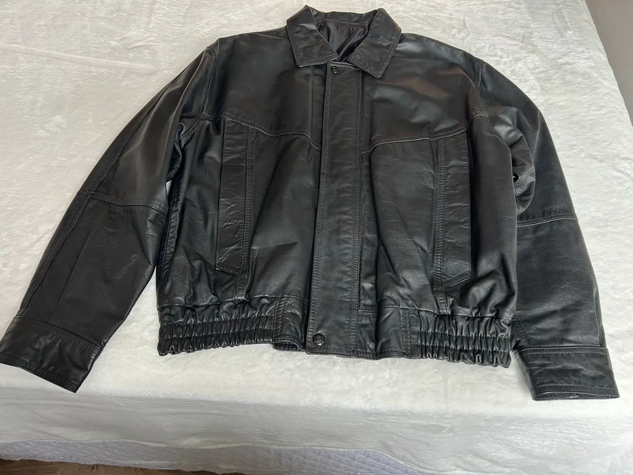 Jaqueta bomber 100% couro legítimo 
