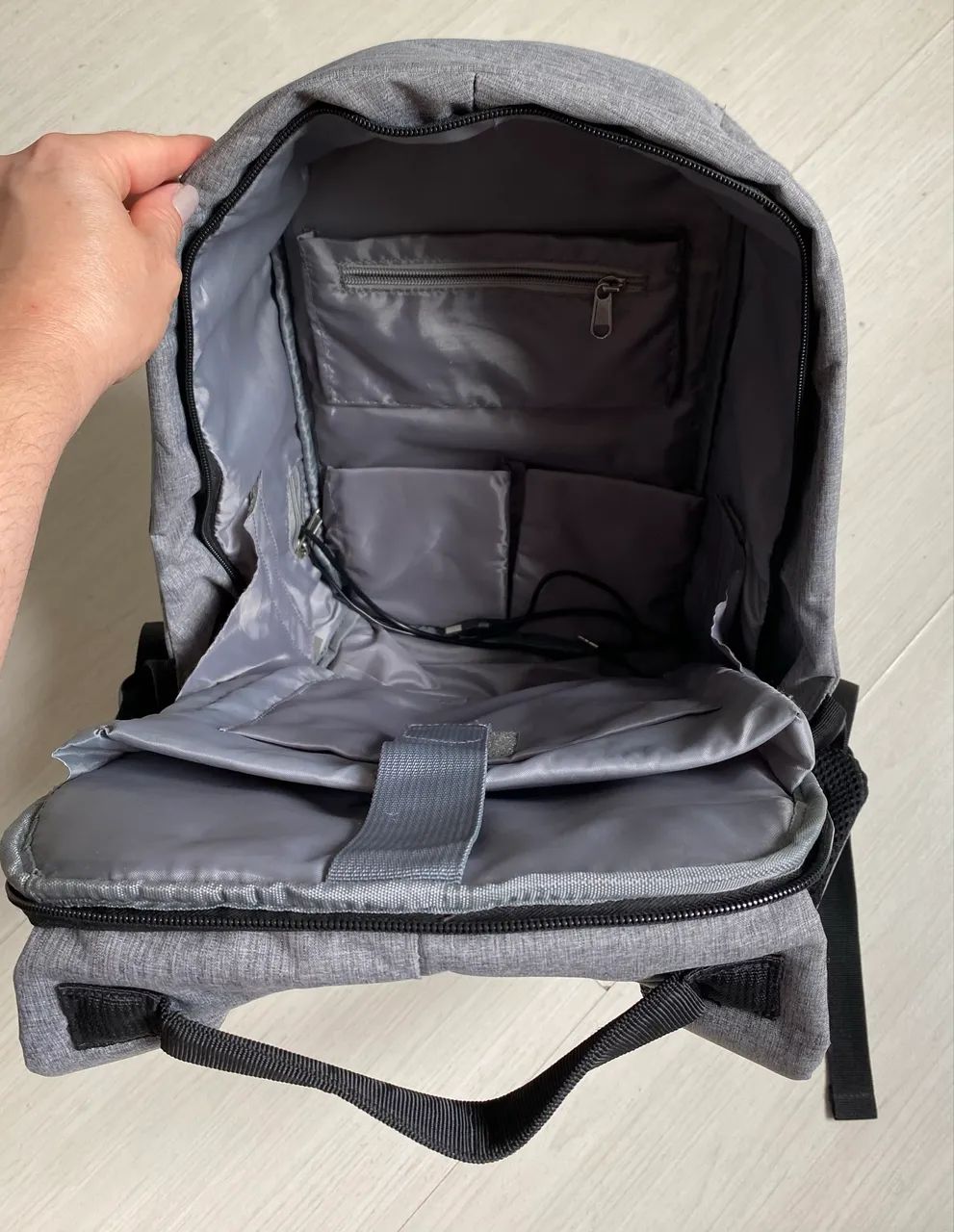 Mochila UP preta e cinza - Foto 2