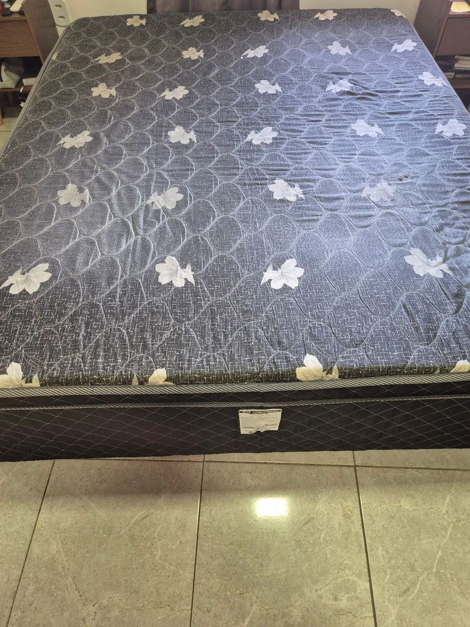 Cama unibox queen ortopédica 