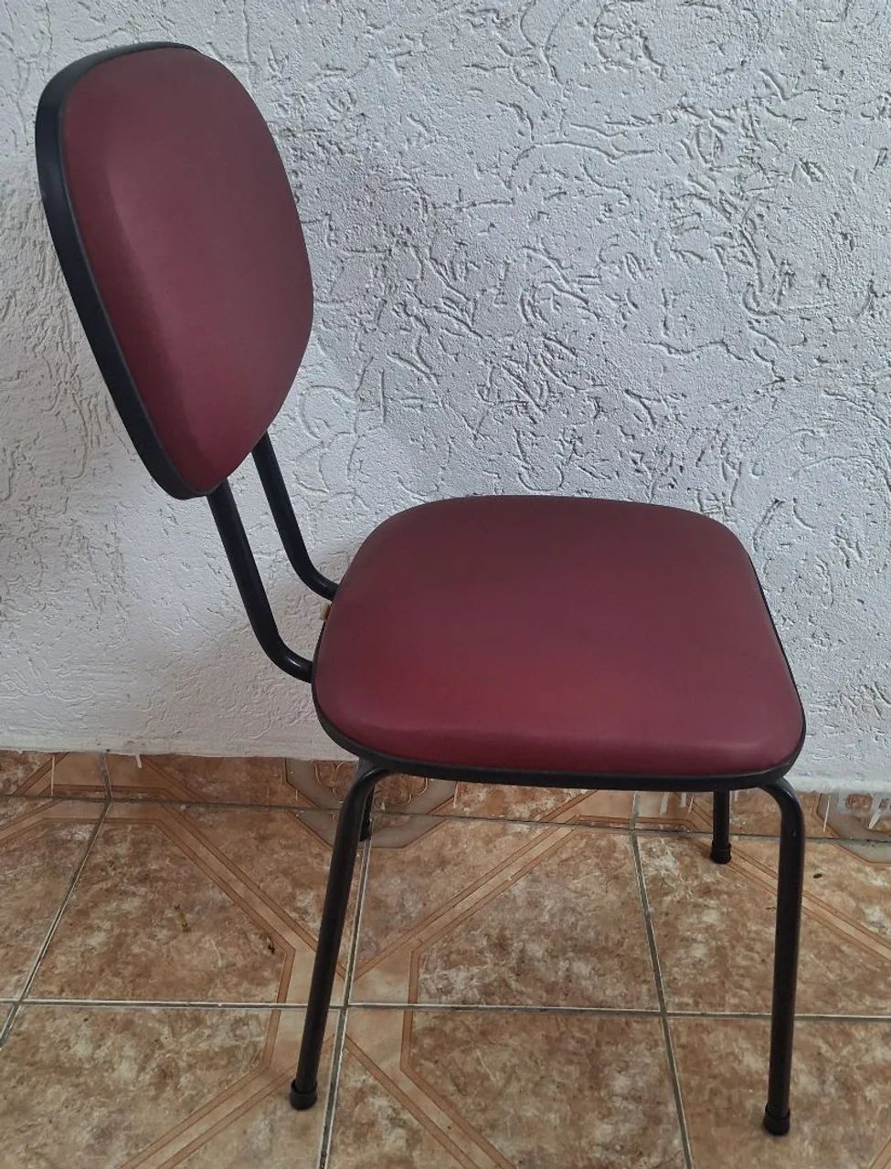 Cadeiras estofadas  - Foto 3
