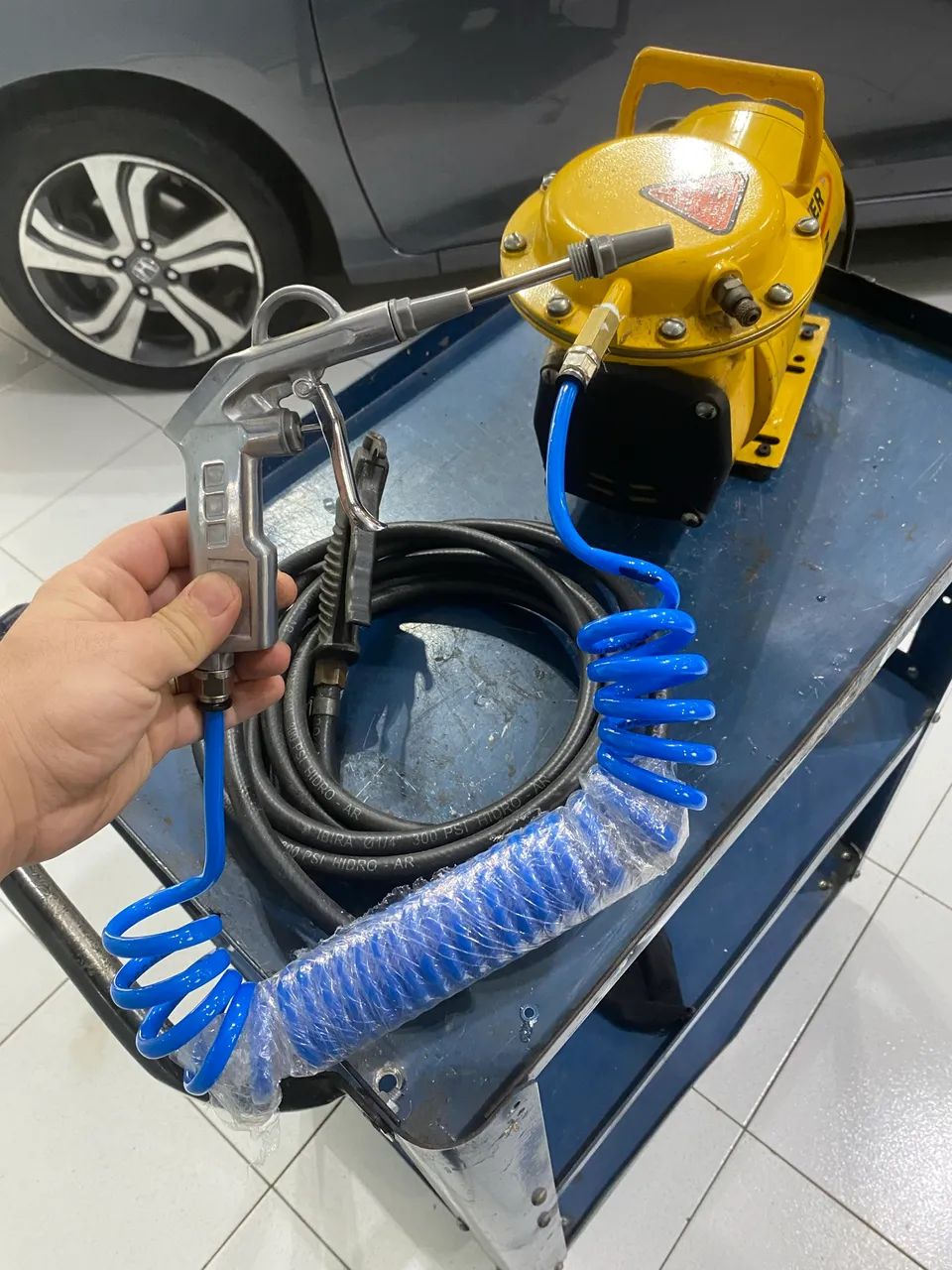 Compressor 493656530654351361