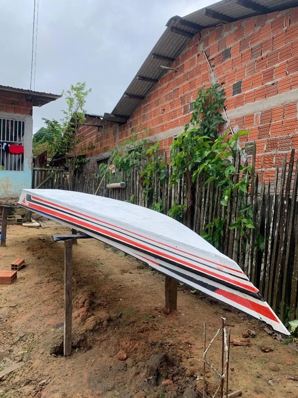 Vendo bajola de 6 metros com motor e reboque  - Foto 3