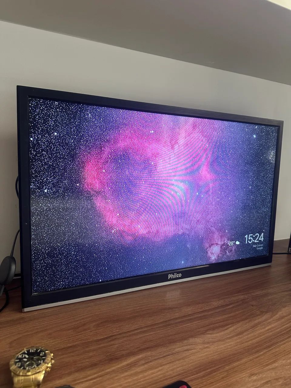 Novíssima Tv philco led 24 polegadas com conversor digital 