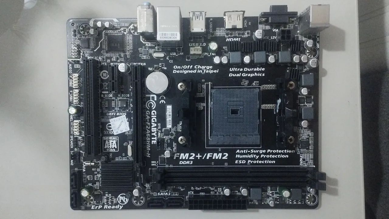 Placa Mãe FM2+ COM DEFEITO