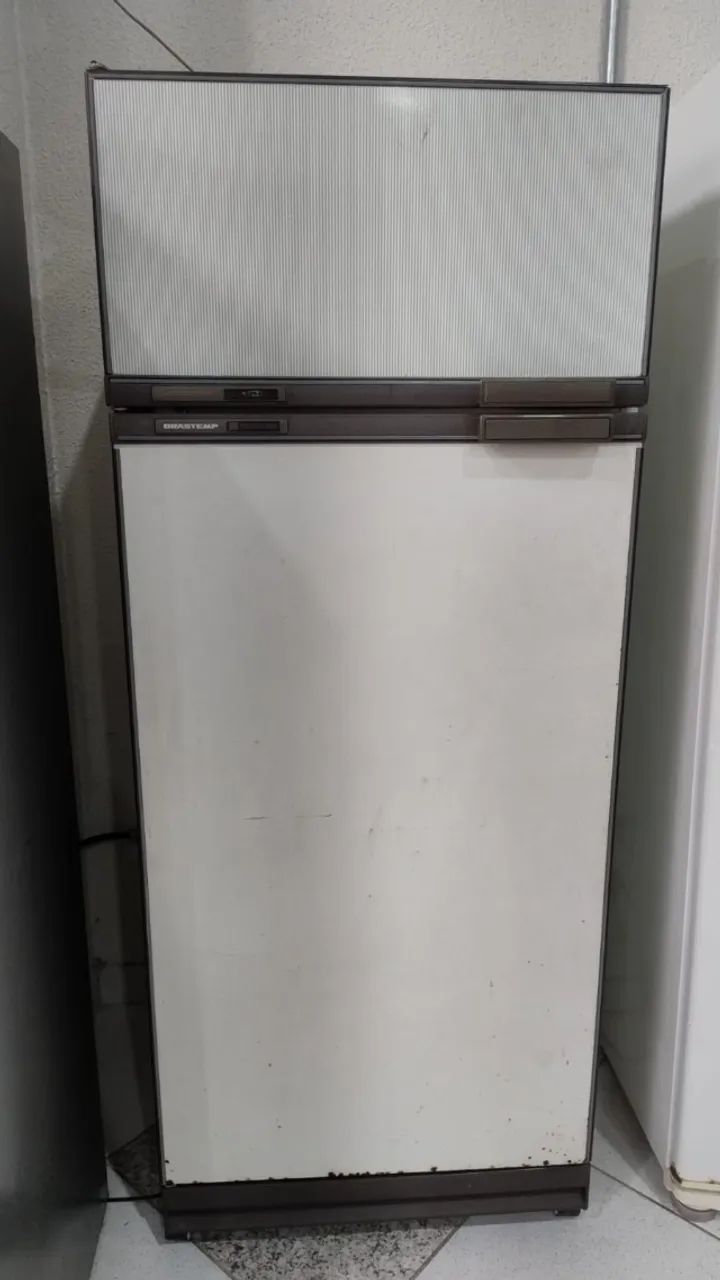 GELADEIRA RETRÔ