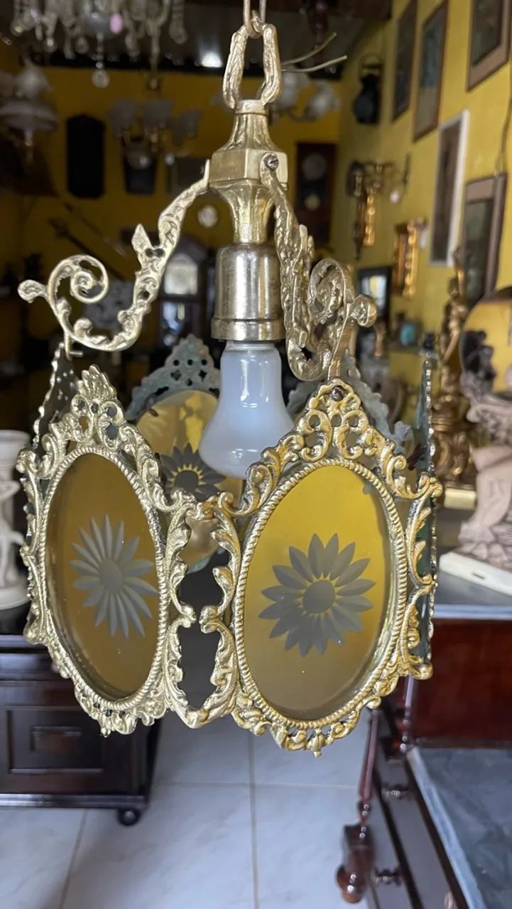 Lindo lustre em bronze e cristal - Foto 3