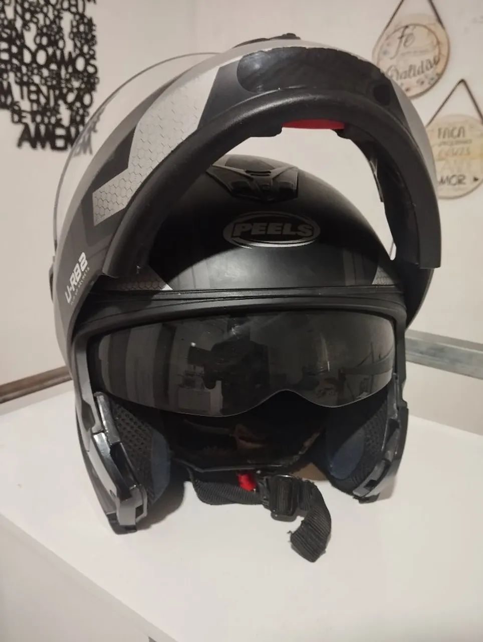 Capacete Robocop  - Foto 4