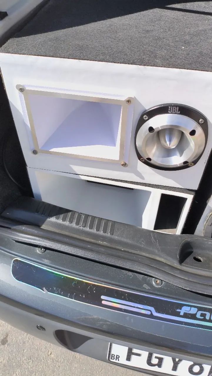 Um som pra carro eselente som