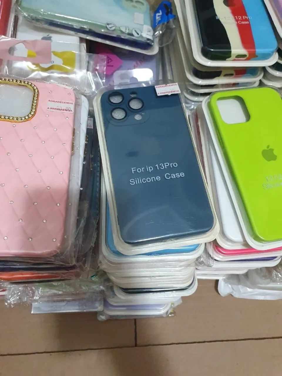 Capas para celular- diversos modelos - Leia a Descrição  - Foto 6