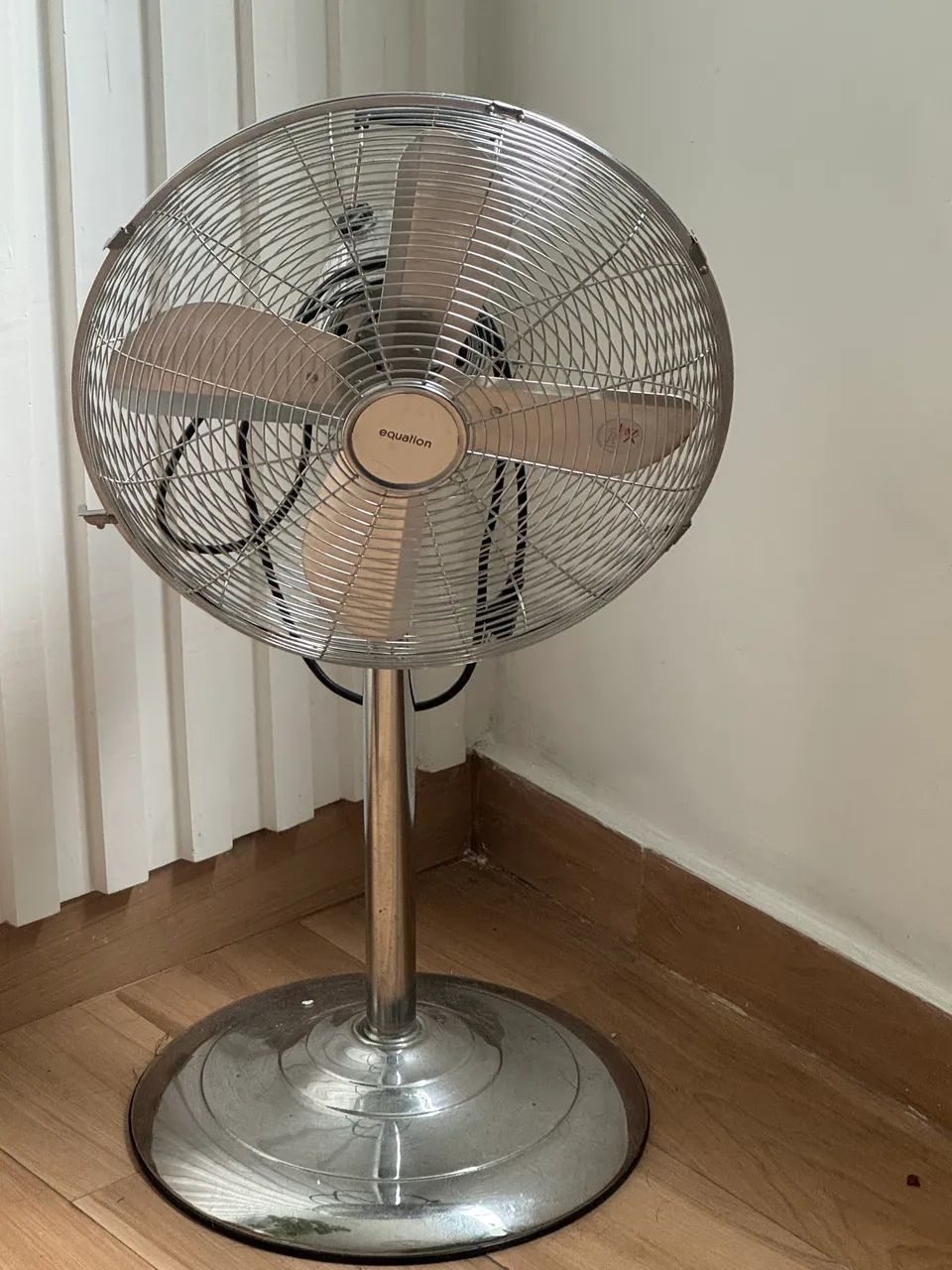 VENTILADOR DE PISO 