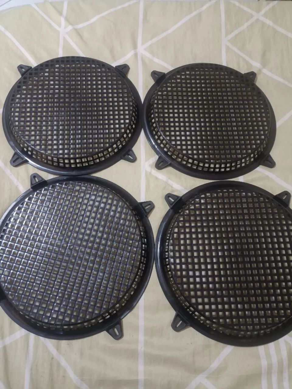 4 Tela de proteção para Alto falantes 12 polegadas  - Foto 2