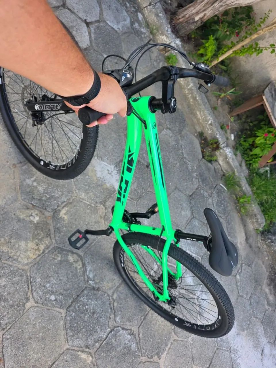 Bicicleta aro 29 XLT 100 - Foto 2