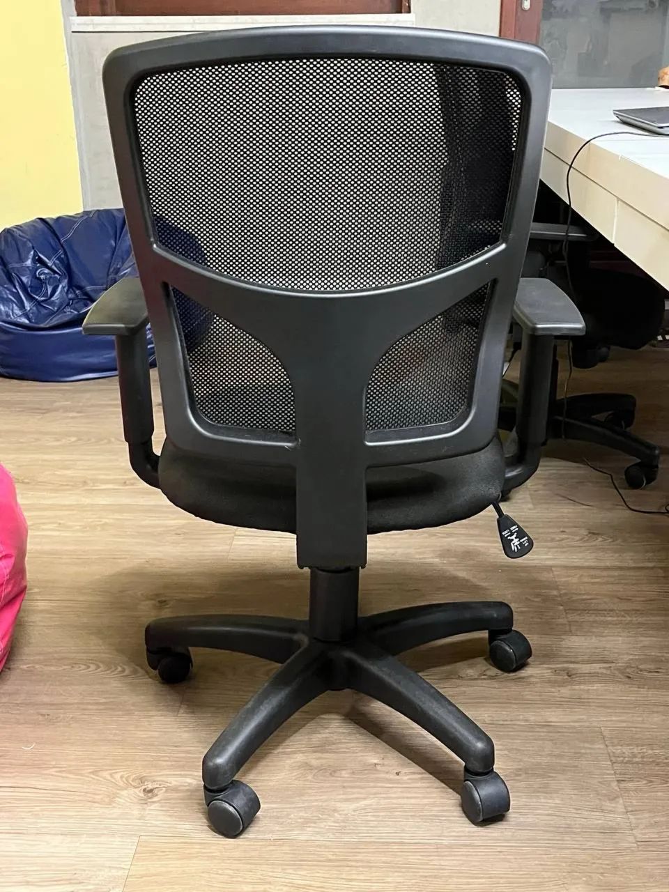 Cadeira de escritório  - Foto 4